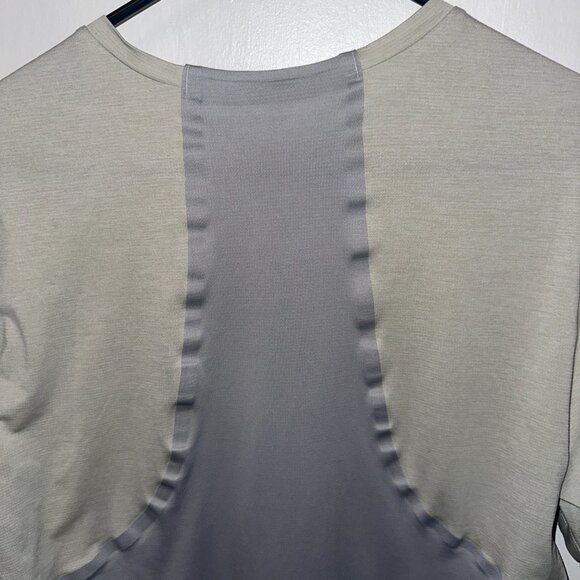 Fast and Free Short Sleeve Heathered Silverstone/Sea Salt - Men's Medium - Picture 7 of 7